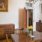 3 Bedroom Lovely Apartment In Cauterets شقة