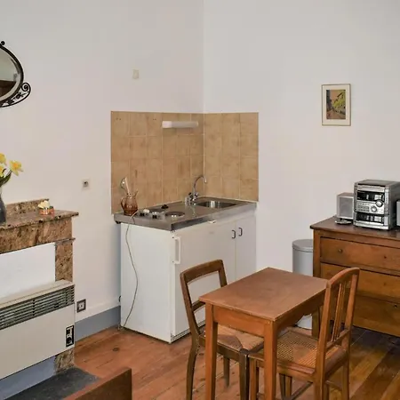 3 Bedroom Awesome In * Cauterets