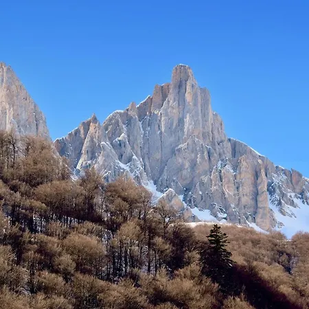 3 Bedroom Awesome In * Cauterets
